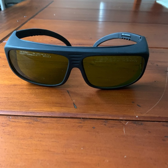 NOIR LASER SHIELD protective eye wear. Never used. Perfect condition. - Picture 12 of 12